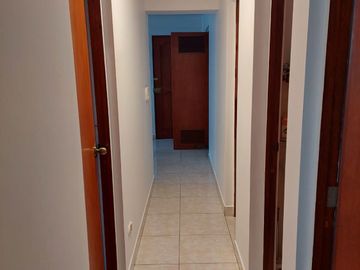 VENTA ACOGEDOR DEPARTAMENTO 2DO PISO SAN JUAN  DE MIRAFLORES