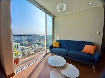SE ALQUILA ESPECTACULAR TRIPLEX CON INCREIBLE VISTA A LA CIUDAD