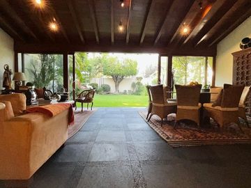 Casa en Venta en Chapalita. Excelente!