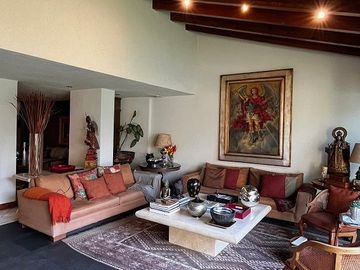 Casa en Venta en Chapalita. Excelente!