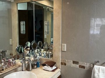 Casa en Venta en Chapalita. Excelente!