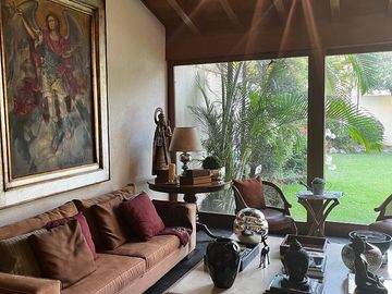 Casa en Venta en Chapalita. Excelente!