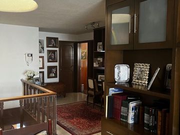 Casa en Venta en Chapalita. Excelente!