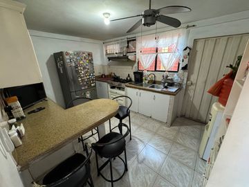 En venta casa de 3 dormitorios en Girasoles de Santa Cecilia en Ceibos.