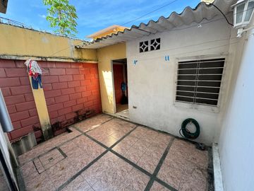 En venta casa de 3 dormitorios en Girasoles de Santa Cecilia en Ceibos.