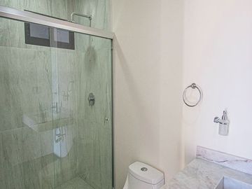 VENTA - Condominio en Boca de Cielo con vista al mar, al parque y a la ciudad cerca del Centro Histórico, Mazatlán, Sinaloa