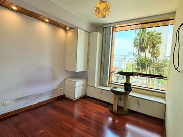 VENDO DEPARTAMENTO EN SANTIAGO DE SURCO