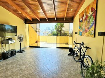 VENDO DEPARTAMENTO EN SANTIAGO DE SURCO