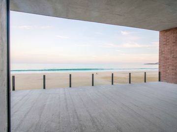 Emma: Departamento nuevo de lujo en la playa en Los Cabos