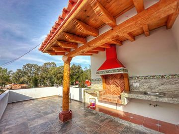 Casa Nueva  4 Recamaras TERRAZA  Asador terraza Patzcuaro cerca de la plaza Roof Garden