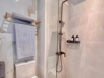 1 BEDROOM 15% Discount 19,000 per month only Affordable Condominium in Quezon City Glam Residences near MRT Kamuning