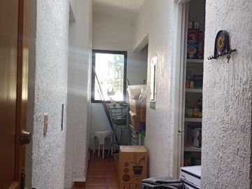 Amplia Casa De Un Nivel En Excelente Ubicación En Acapatzingo, Cuernavaca