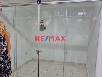 Venta De Tienda Comercial En Lince