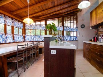 VENTA DE CASA EN BAÑOS DEL INCA,LAGUNA SECA CAJAMARCA