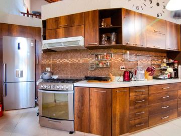 VENTA DE CASA EN BAÑOS DEL INCA,LAGUNA SECA CAJAMARCA