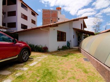 VENTA DE CASA EN BAÑOS DEL INCA,LAGUNA SECA CAJAMARCA