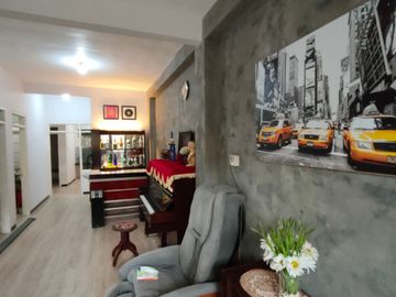 Dijual Rumah Murah Industrial Look Di Babatan Pratama Surabaya KT