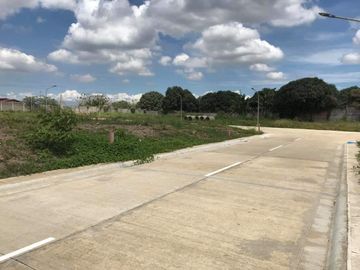 Residential Lot for Sale near Ayala Land Ciela Aera and Nuvali Flood Free