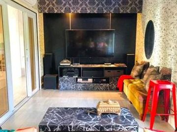 6BR Rest House For Sale in Splendido Taal Tagaytay