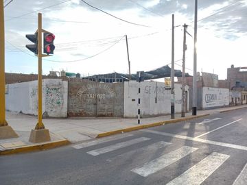 VENTA DE TERRENO EN ARTEMIO MOLINA CHINCHA ALTA