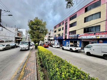 PROPIEDAD RENTERA EN LA AV. EL REY