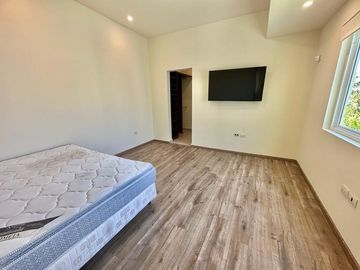 SE VENDE CASA EN La Rioja Poniente Modelo Treviana