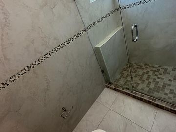 SE VENDE CASA EN La Rioja Poniente Modelo Treviana