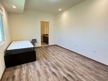 SE VENDE CASA EN La Rioja Poniente Modelo Treviana