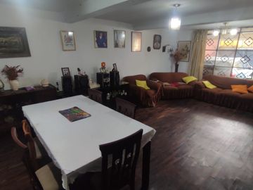 se vende casa 210m2 la molina