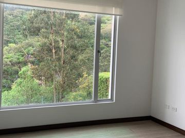 CASA DE VENTA URBANIZACION PRIVADA 4 DORMITORIOS, SECTOR TANDA