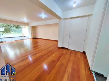 Flat Primer Piso con Terraza - 277 m² - Salida a Parque El Olivar - San Isidro