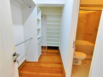 Flat Primer Piso con Terraza - 277 m² - Salida a Parque El Olivar - San Isidro