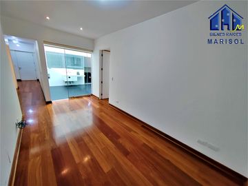 Flat Primer Piso con Terraza - 277 m² - Salida a Parque El Olivar - San Isidro