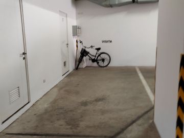 Flat Primer Piso con Terraza - 277 m² - Salida a Parque El Olivar - San Isidro