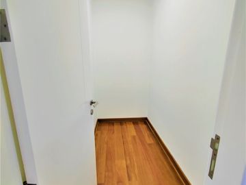 Flat Primer Piso con Terraza - 277 m² - Salida a Parque El Olivar - San Isidro