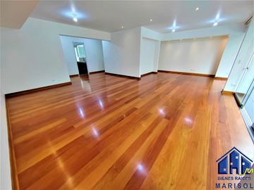 Flat Primer Piso con Terraza - 277 m² - Salida a Parque El Olivar - San Isidro