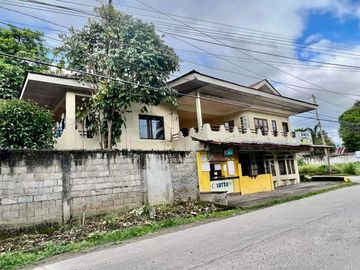CONTEMPORARY COLONIAL HOUSE & LOT,  8 SPACIOUS BRs, 7 BATH/TOILET, SITUATED AT THE HEART OF VALENCIA, DUMAGUETE, NEGROS ORIENTAL, PHILIPPINES