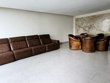 VENTA DE CASA 4 RECAMARS, JARDIN, PICINA, ROOF GARDEN FRENTE A JARDIN DEL ARTE E IBERO