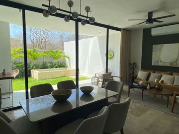 Casas de lujo en venta al norte de Mérida en Temozon, a minutos de la Isla y principales avenidas de la ciudad