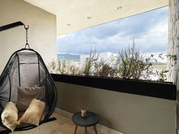 Casa con sauna, jacuzzi, jardín, rooftop en venta San Miguel de Allende.
