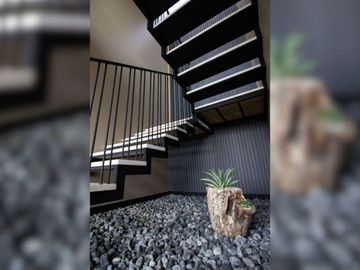 Casa con sauna, jacuzzi, jardín, rooftop en venta San Miguel de Allende.