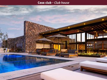 Casa con sauna, jacuzzi, jardín, rooftop en venta San Miguel de Allende.