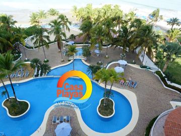 Departamento Frente Al Mar de Venta en Playas, Carabelas de Colon 2 Dorm.