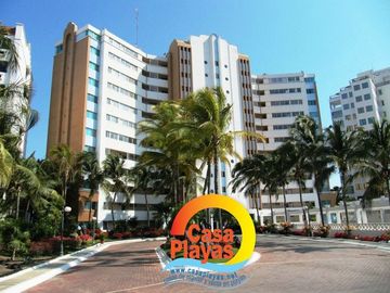 Departamento Frente Al Mar de Venta en Playas, Carabelas de Colon 2 Dorm.