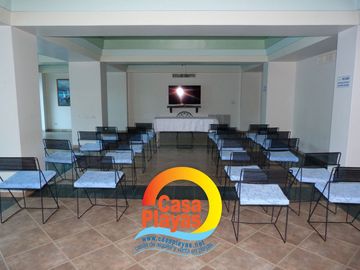 Departamento Frente Al Mar de Venta en Playas, Carabelas de Colon 2 Dorm.