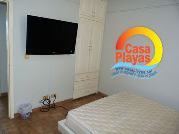 Departamento Frente Al Mar de Venta en Playas, Carabelas de Colon 2 Dorm.