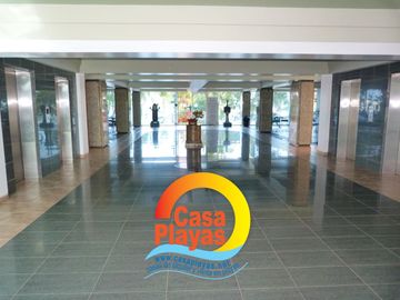 Departamento Frente Al Mar de Venta en Playas, Carabelas de Colon 2 Dorm.