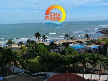 Departamento Frente Al Mar de Venta en Playas, Carabelas de Colon 2 Dorm.