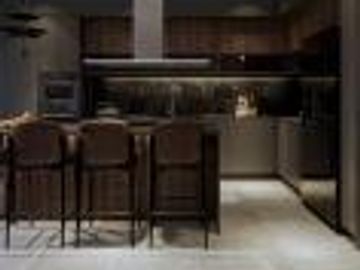 PREVENTA - Casa con 4 recamaras, sala doble altura, roof. Punta Juriquilla