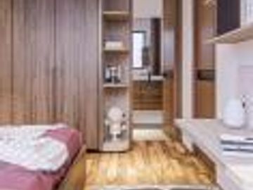 PREVENTA - Casa con 4 recamaras, sala doble altura, roof. Punta Juriquilla